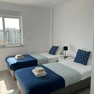 Privatunterkunft Near The Airport, Lissabon