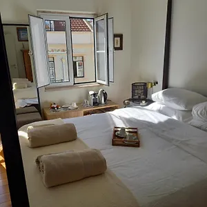 Privatunterkunft Charme Et Confort Au Coeur De Graca, Lissabon